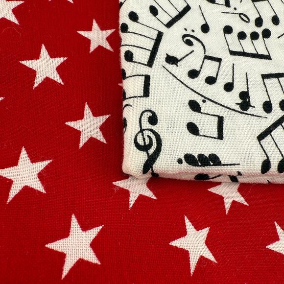 Lot of 5 Pieces of Cotton Fabrics New Mixed Sizes Yellow Musical Notes Red Stars - Picture 4 of 7